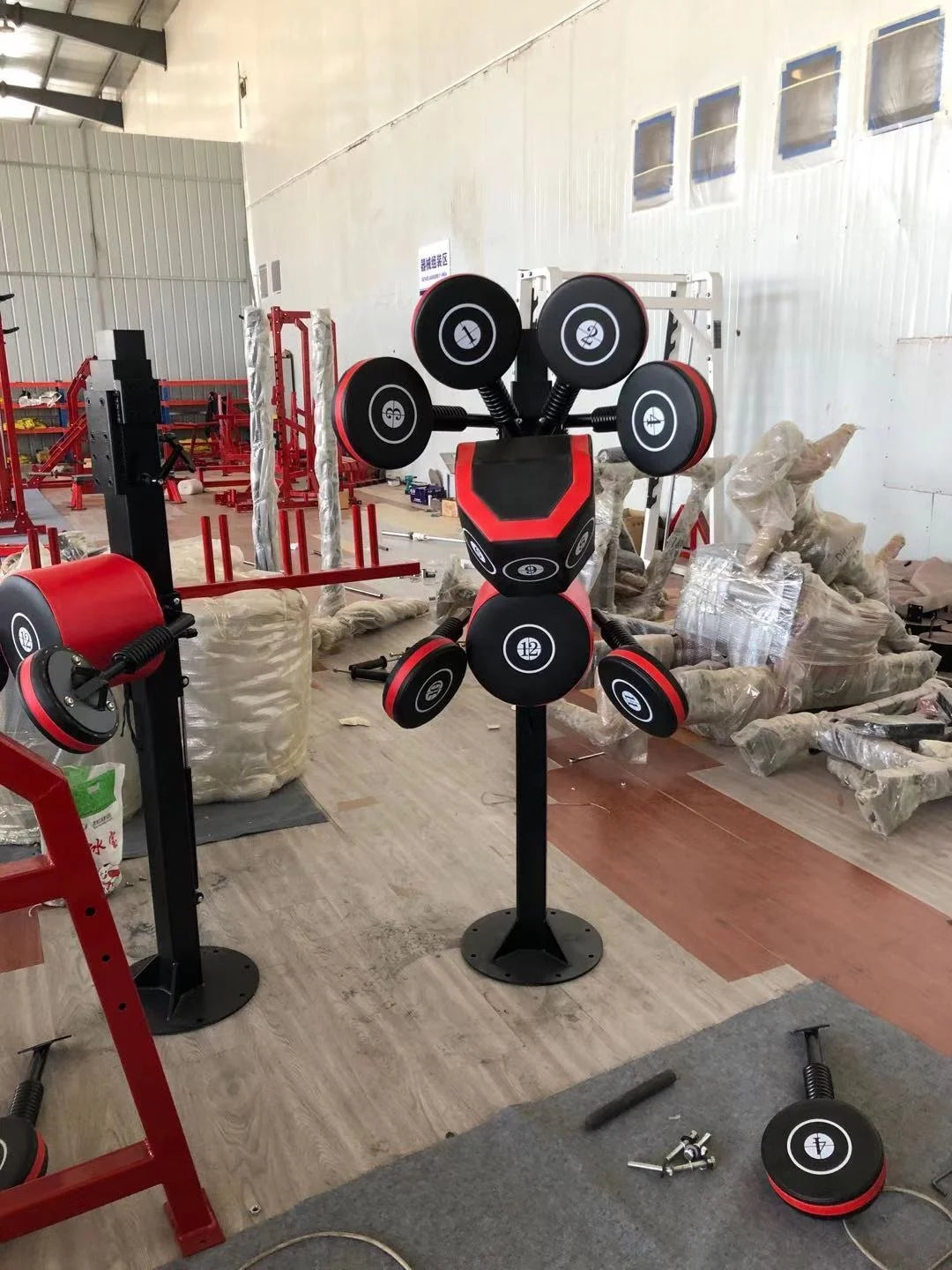 Steel Multi-Gym Equipment with Adjustable Boxing Machine and Functional Trainer Mitts Custom Logo MMA Use